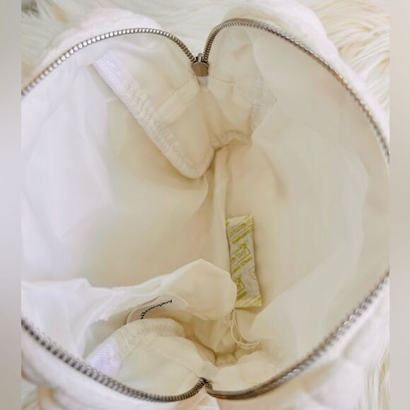 Philosophy Fresh Cream, Hope in a Jar, Purity Made Simple and White Make-Up Bag! - Picture 4 of 4